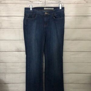 DKNY East Village Jeans Size 4 (507)